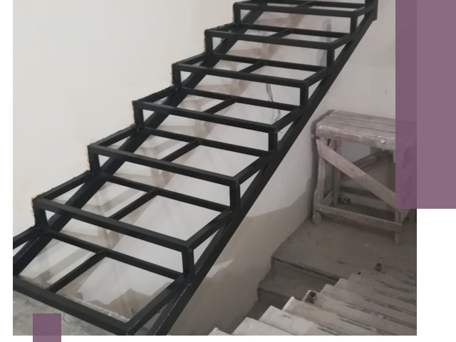 Демонтаж лестниц на металлокаркасе в Ессентуках: быстрый вывоз и разбор