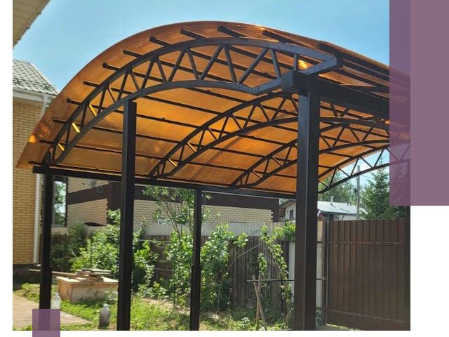 Изготовление навесов под ключ в Ессентуках из качественных материалов