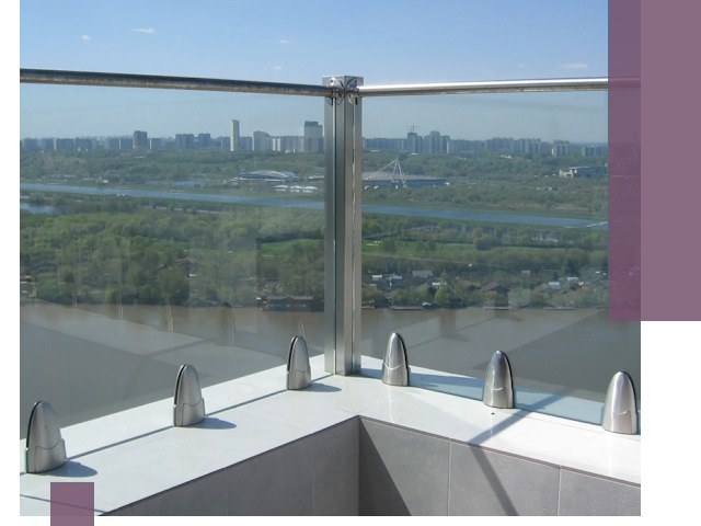 Стеклянные парапеты премиум класса в Ессентуках для домов и бизнесов